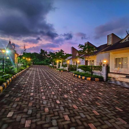 Pushpam Sanskruti Resort Karjat - A Pure Veg Resort Dhamni Zewnętrze zdjęcie