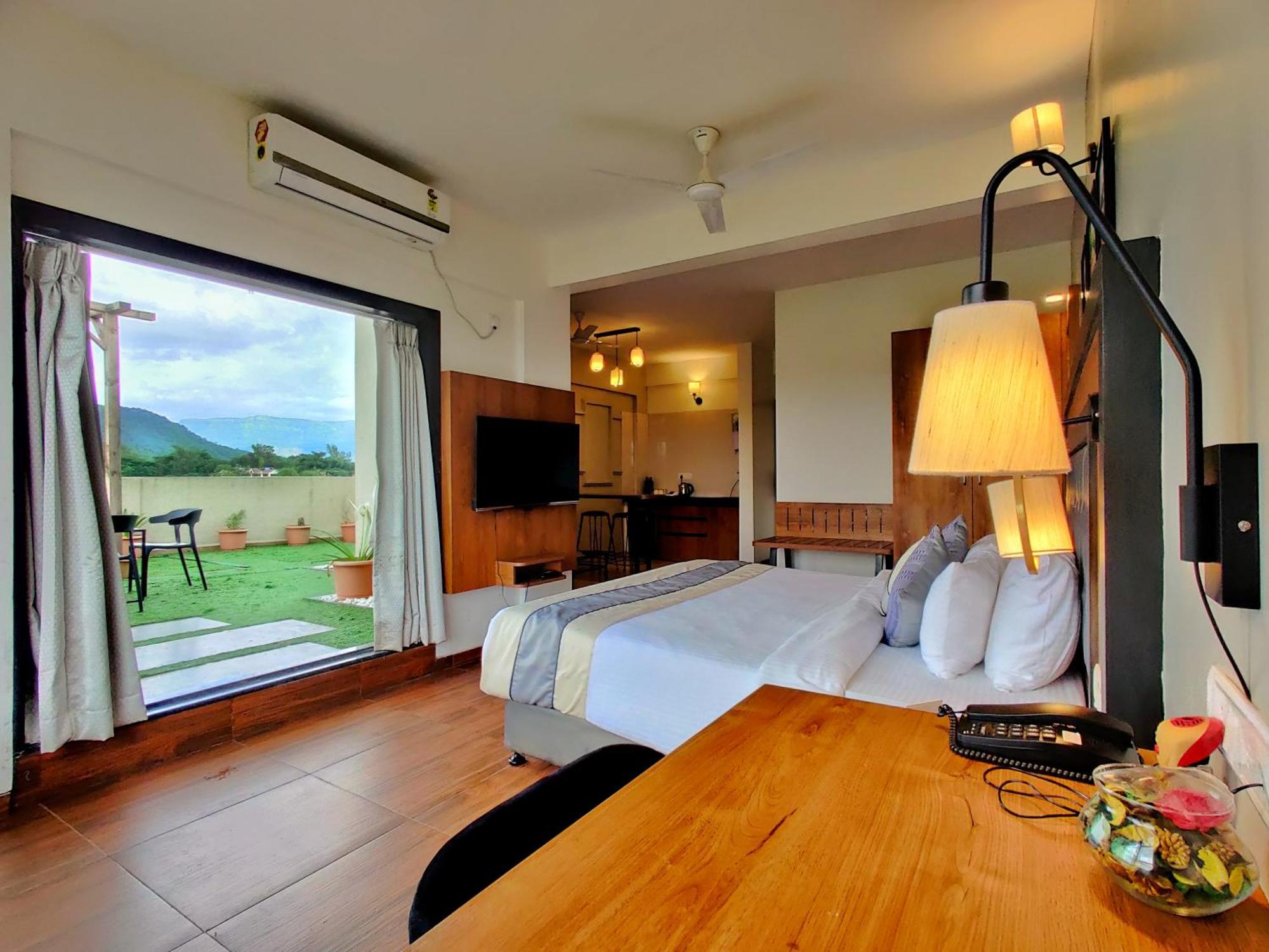 Pushpam Sanskruti Resort Karjat - A Pure Veg Resort Dhamni Zewnętrze zdjęcie