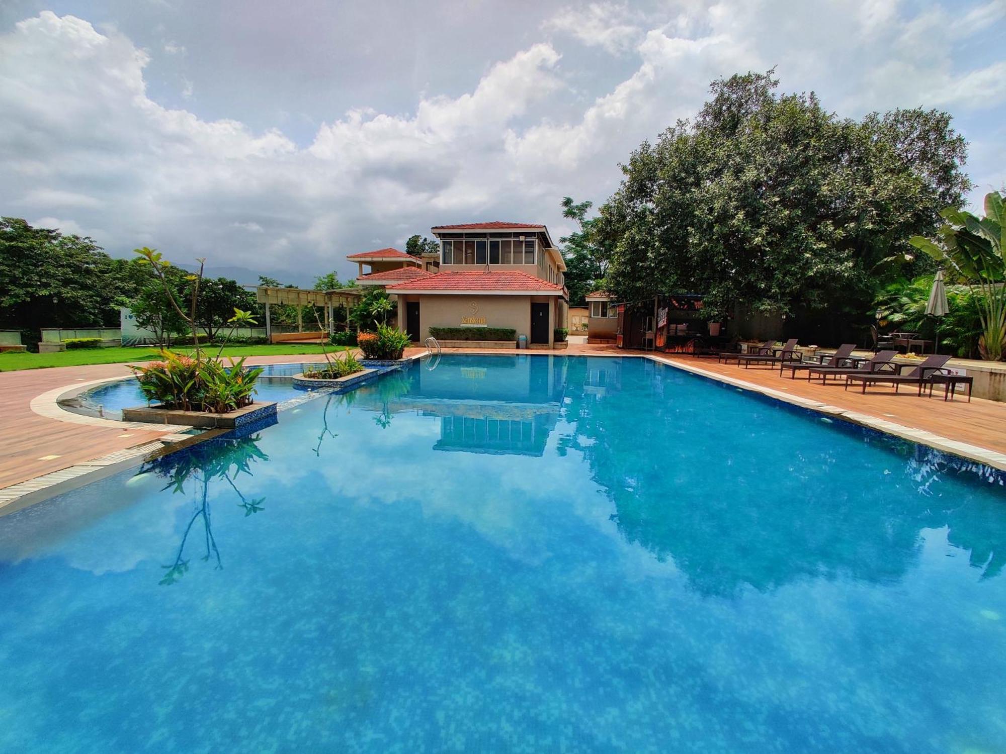 Pushpam Sanskruti Resort Karjat - A Pure Veg Resort Dhamni Zewnętrze zdjęcie